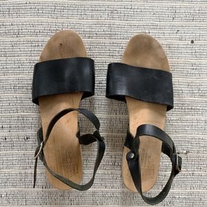 Charlotte Stone ankle-strap leather sandals